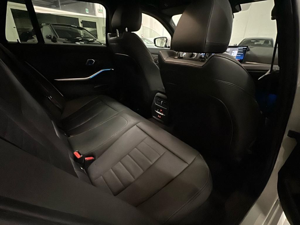 BMW Serie 3 320d Touring mhev 48V Msport xdrive auto