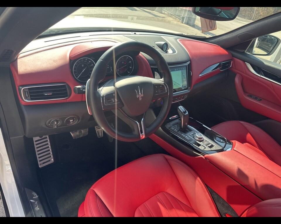 Maserati Levante 2.0 mhev GT 330cv auto