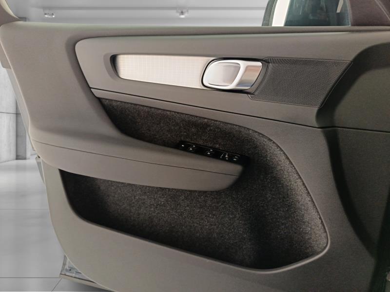 Volvo XC40 1.5 T3 Momentum Pro 163cv my21