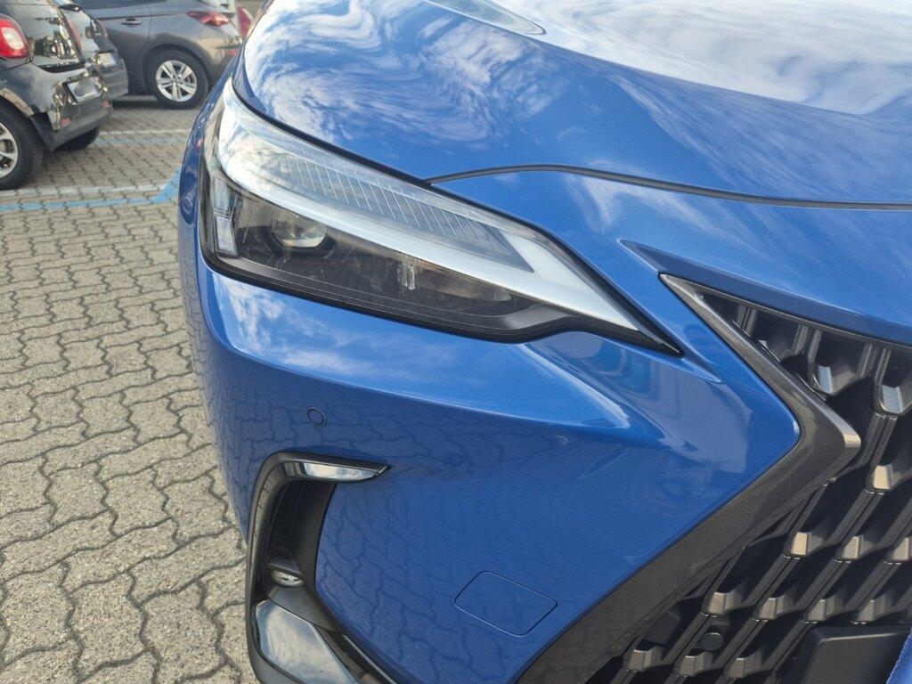 Lexus NX 2.5 hybrid Business 4wd e-cvt