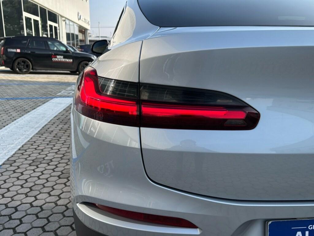 BMW X4 xdrive20i xLine auto