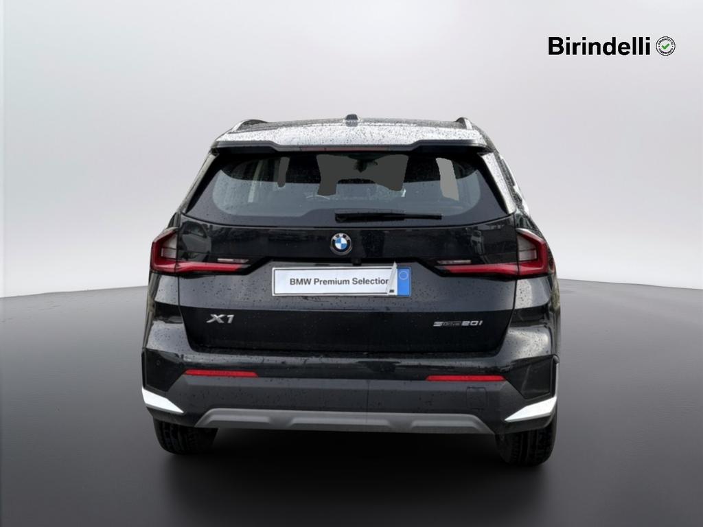 BMW X1 sdrive20i mhev 48V auto