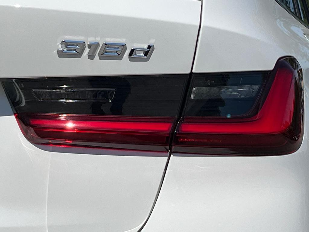 BMW Serie 3 318d Touring mhev 48V Msport auto