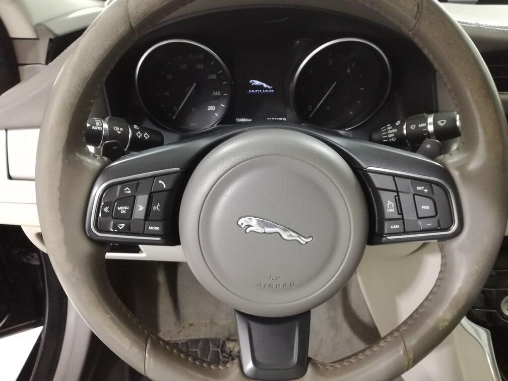 Jaguar XF 2.0d Prestige awd 180cv auto
