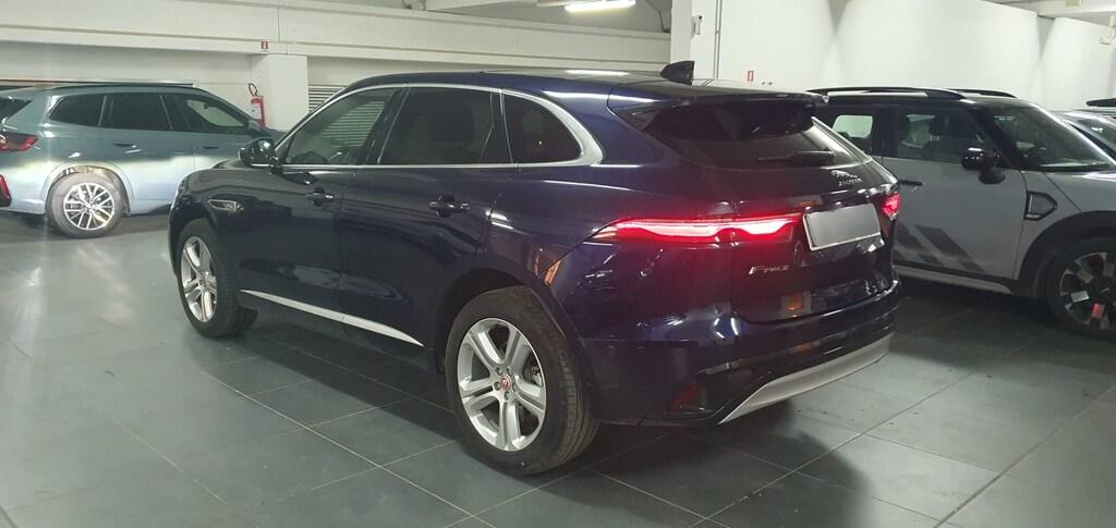 Jaguar F-Pace 2.0 D204 R-Dynamic Black awd auto