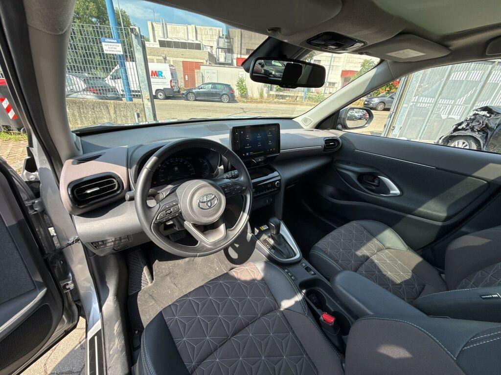 Toyota Yaris Cross 1.5h Lounge fwd 116cv e-cvt
