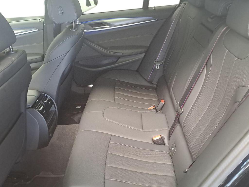 BMW Serie 5 520d Touring mhev 48V xdrive Business auto