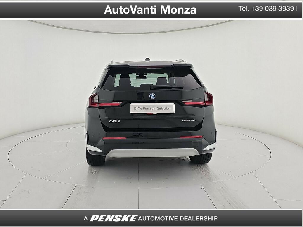 BMW iX1 edrive 20 X-Line
