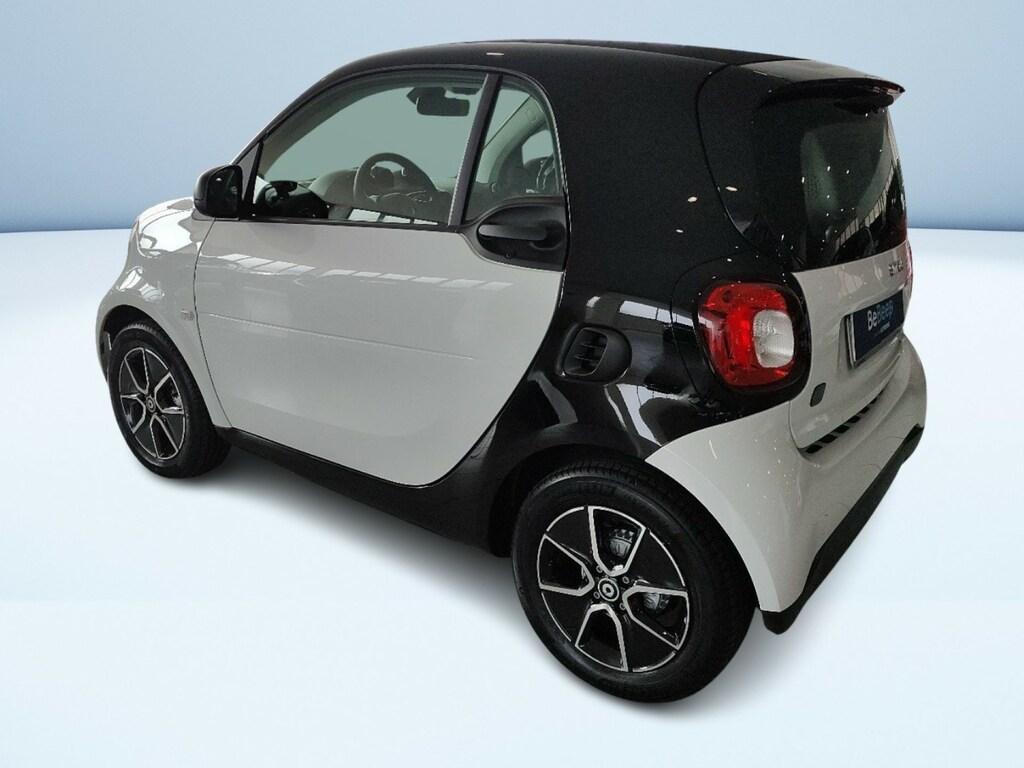 Smart fortwo eq Pure 22kW
