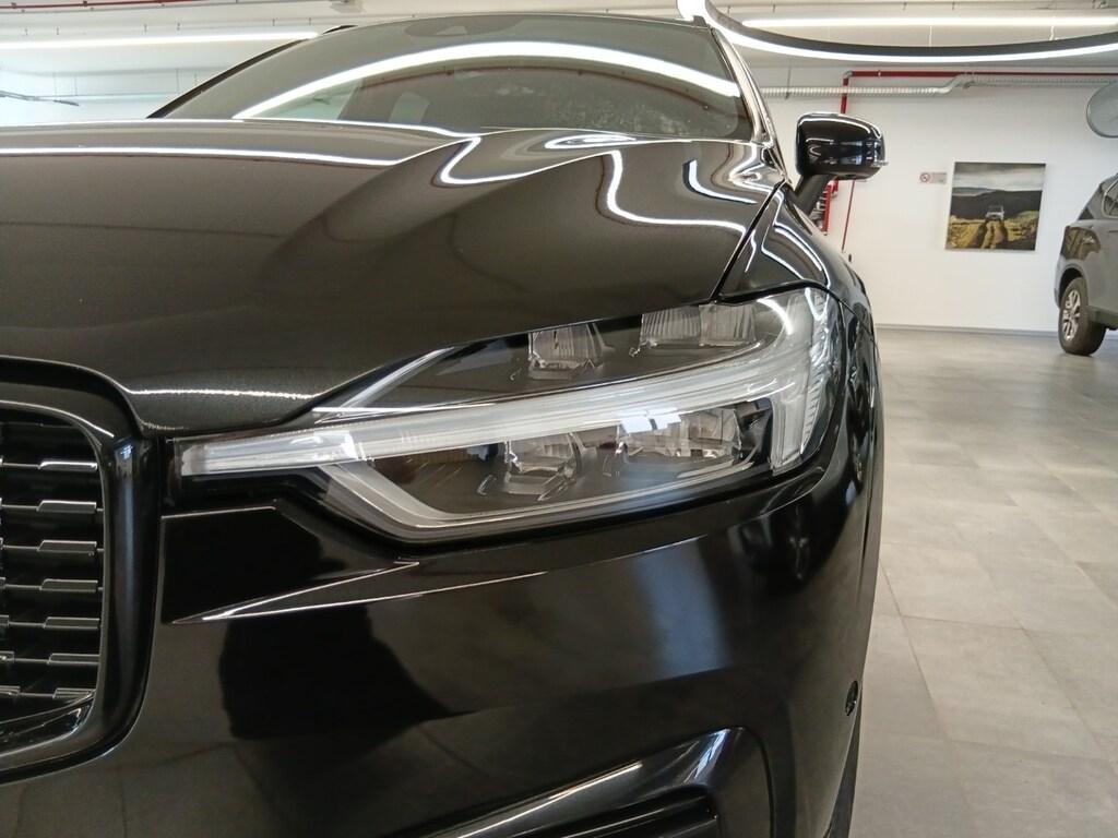 Volvo XC60 2.0 T6 plug-in Hybrid R-design awd auto