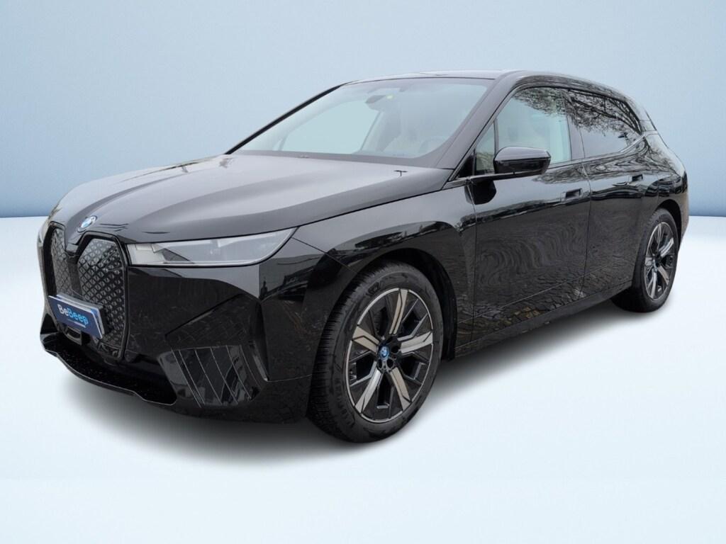 BMW iX xdrive40 pacchetto sportivo