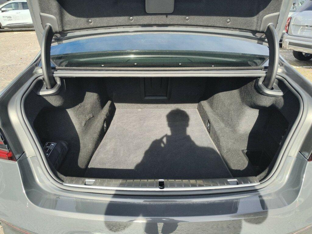 BMW Serie 7 730d mhev 48V Msport xdrive auto