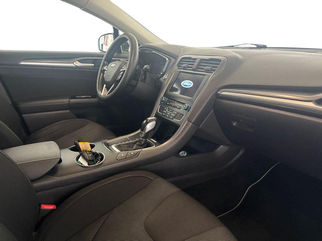Ford Mondeo SW 2.0 tdci Titanium s&s 150cv powershift