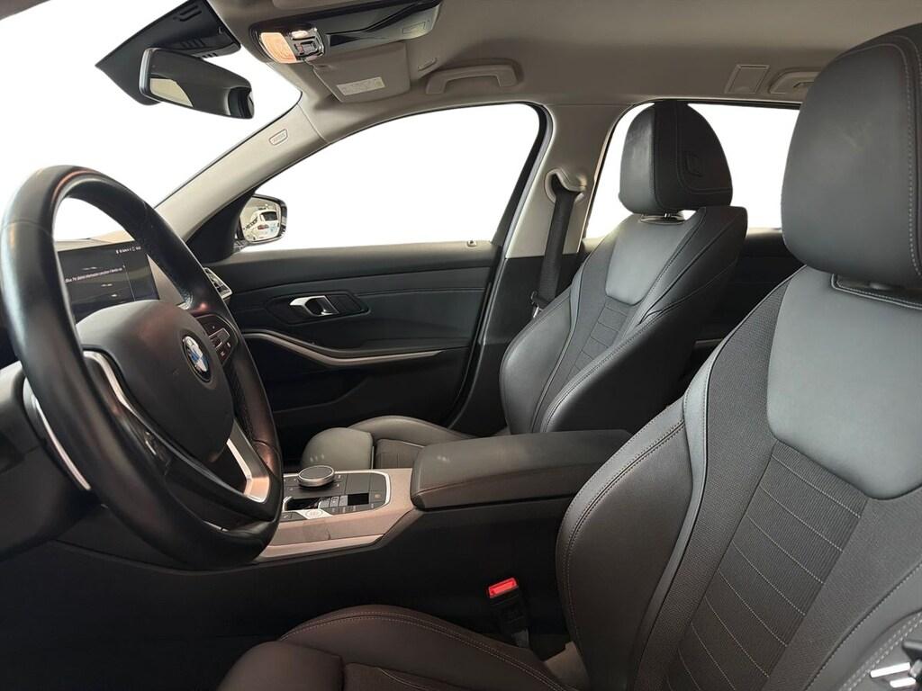 BMW Serie 3 318d Touring mhev 48V auto