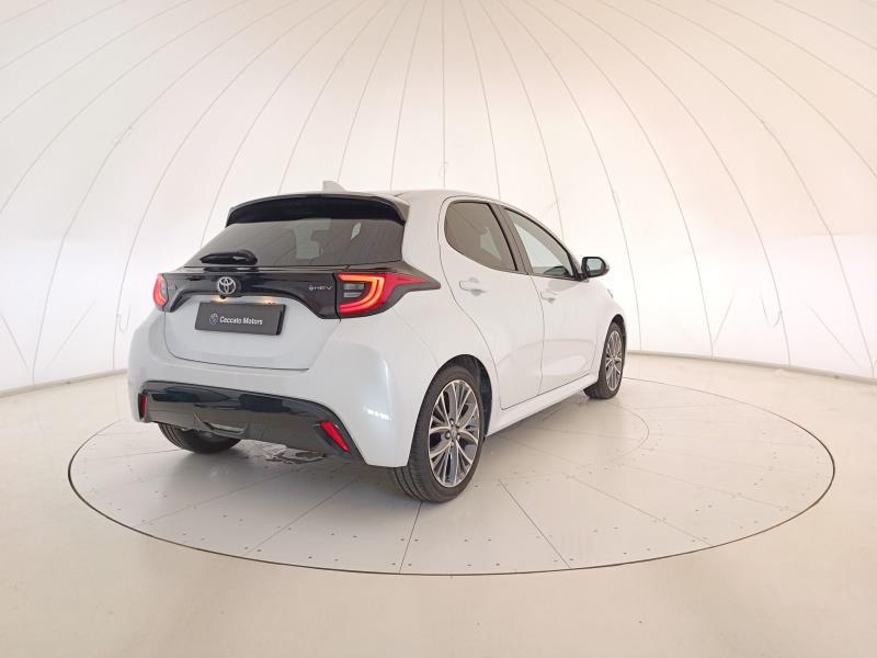 Toyota Yaris 1.5h 130 Lounge