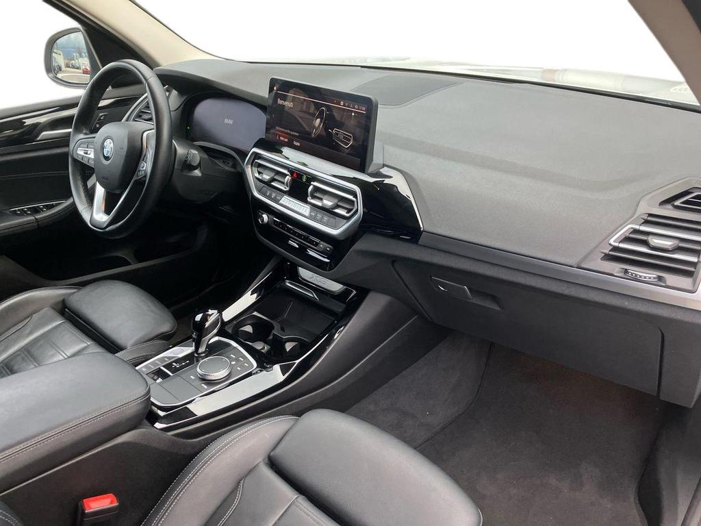 BMW X3 xdrive20d mhev 48V auto