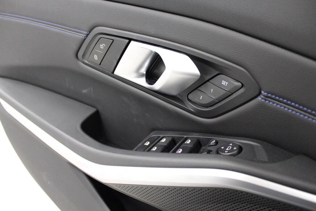 BMW Serie 3 320d Touring mhev 48V Msport xdrive auto
