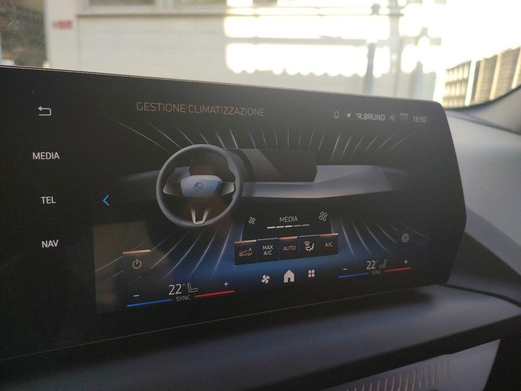 BMW Serie 1 120d 48V auto