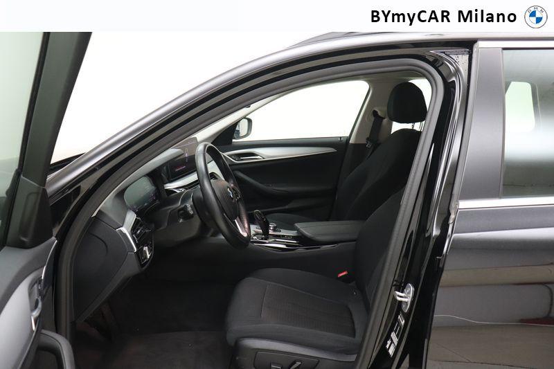 BMW Serie 5 520d Touring mhev 48V Business auto