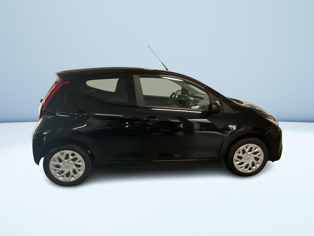 Toyota Aygo 5p 1.0 x-play m-mt 72cv