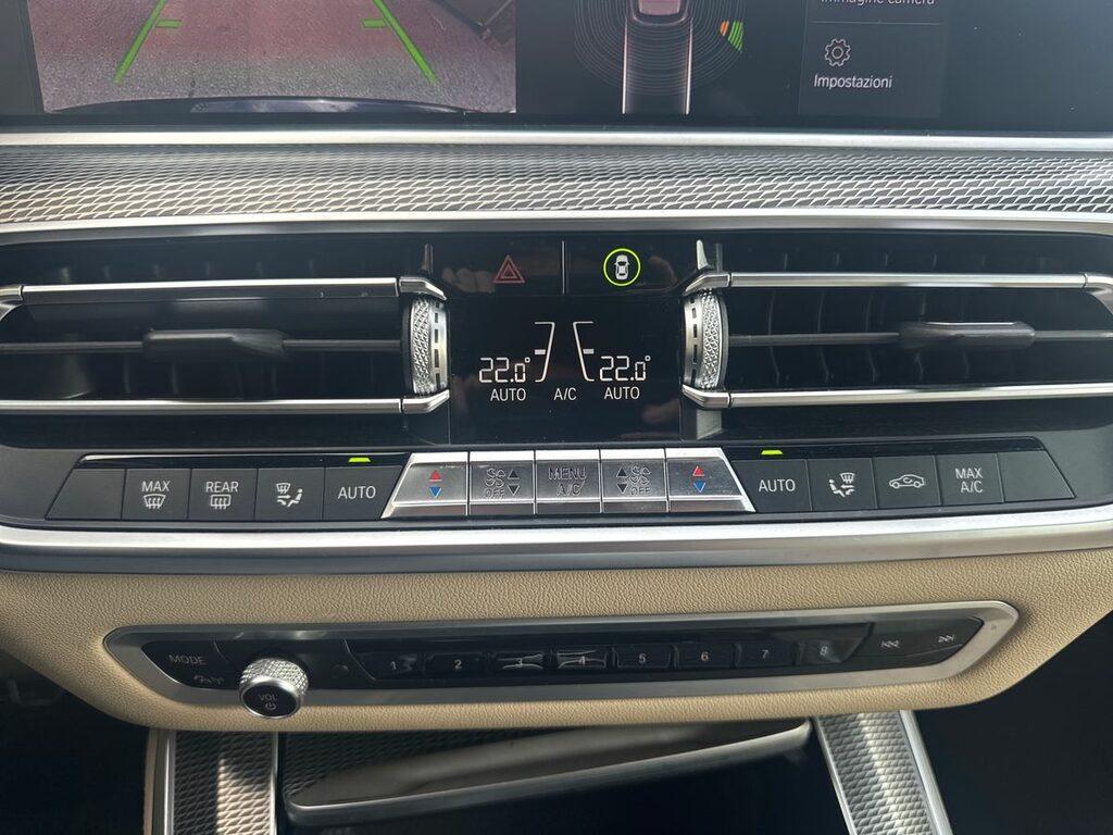 BMW X5 xdrive30d mhev 48V Msport auto