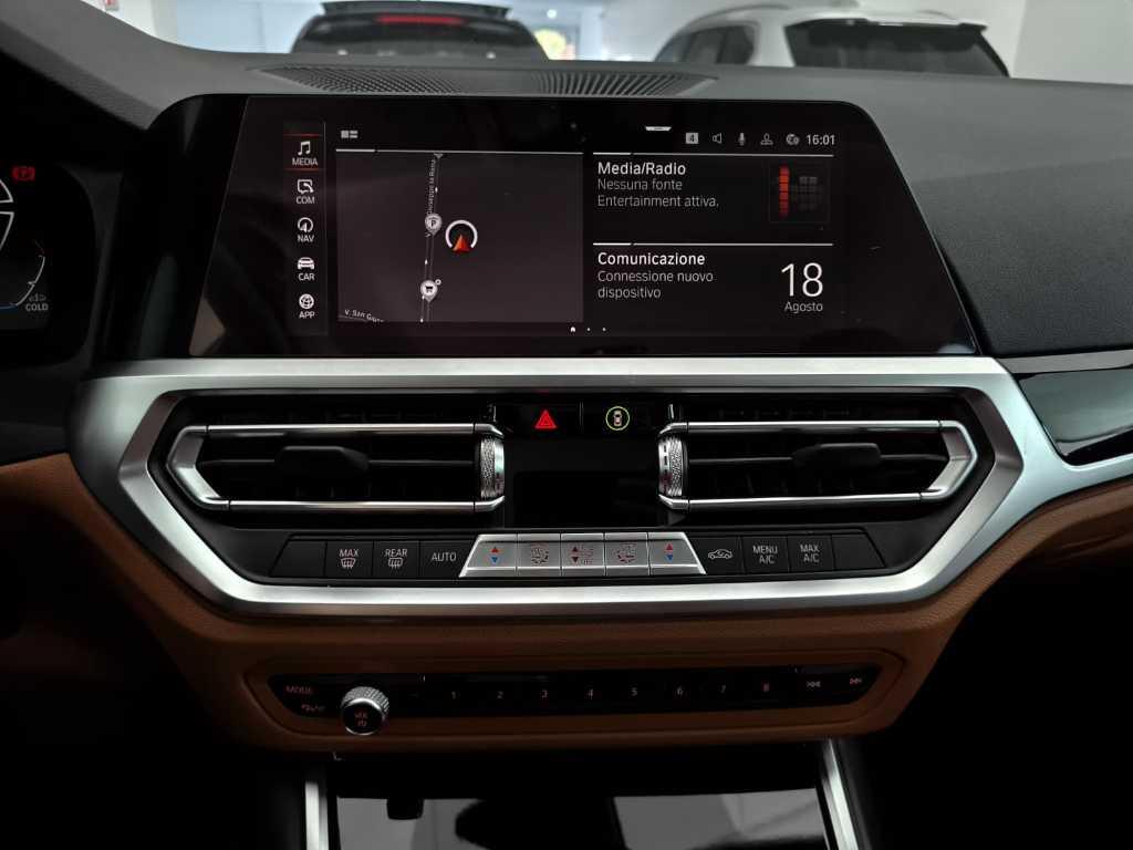 BMW Serie 3 320d mhev 48V xdrive Sport auto