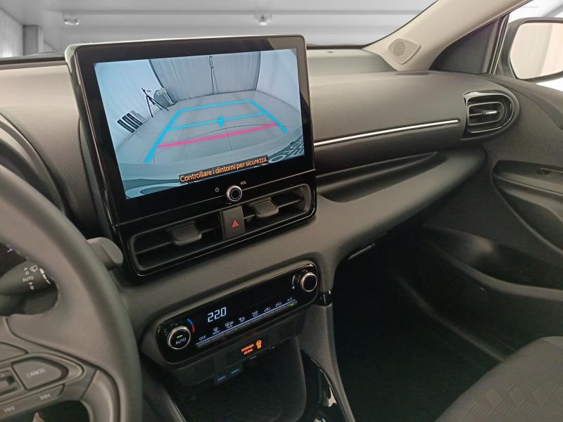 Toyota Yaris 1.5 hybrid Active