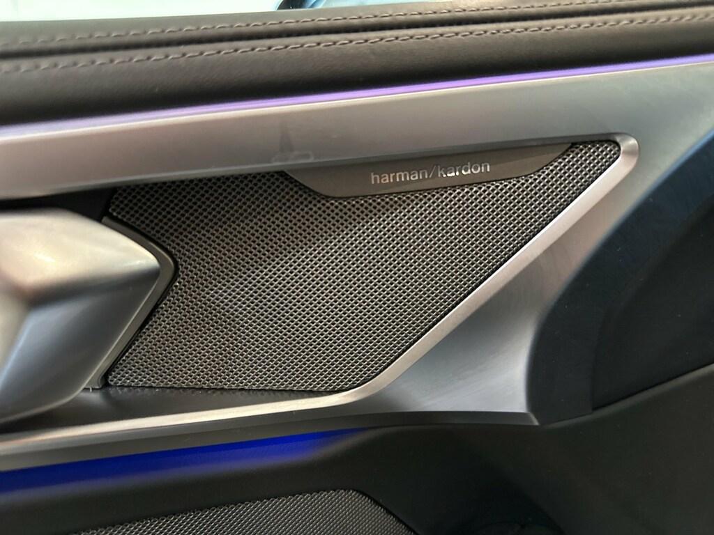 BMW Serie 8 840d Coupe mhev 48V xdrive Individual Composition auto