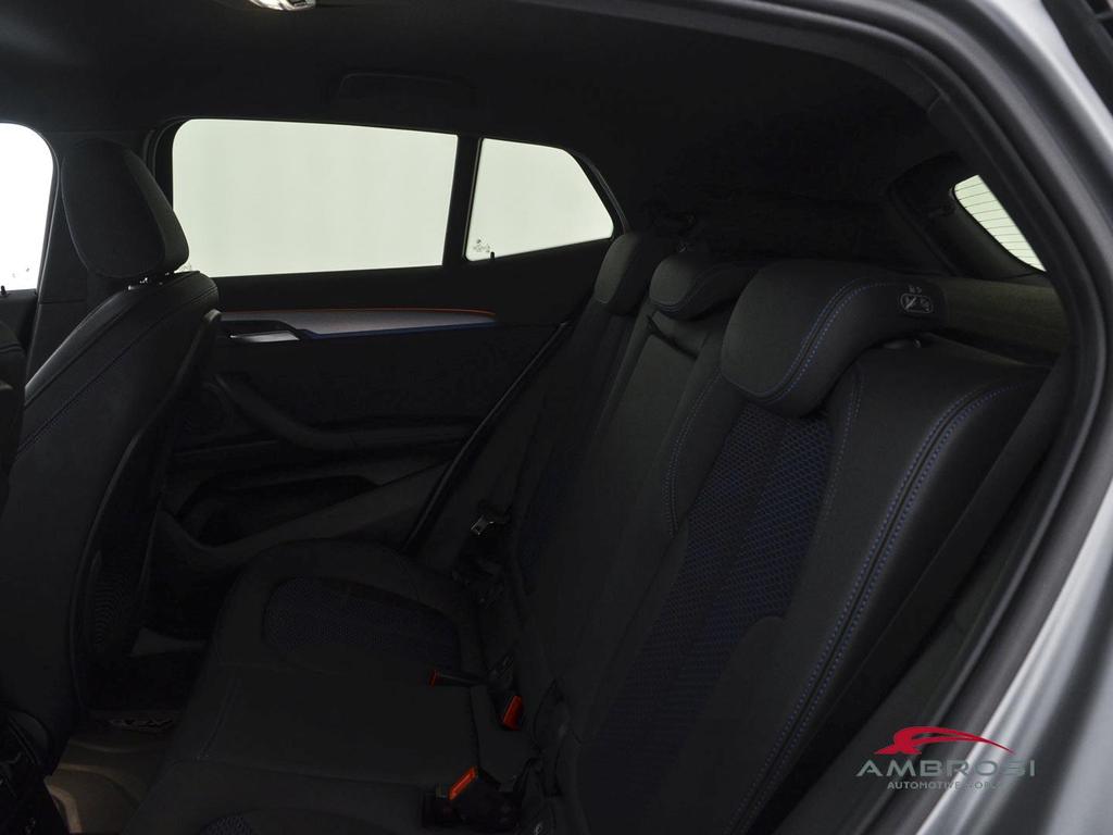 BMW X2 xdrive18d M Mesh Edition auto