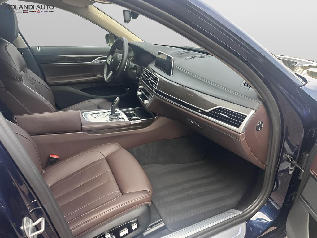 BMW Serie 7 730d mhev 48V xdrive auto