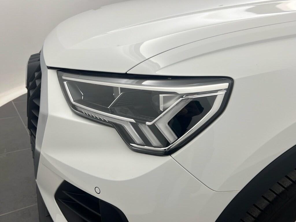 Audi Q3 35 1.5 tfsi mhev Business s-tronic