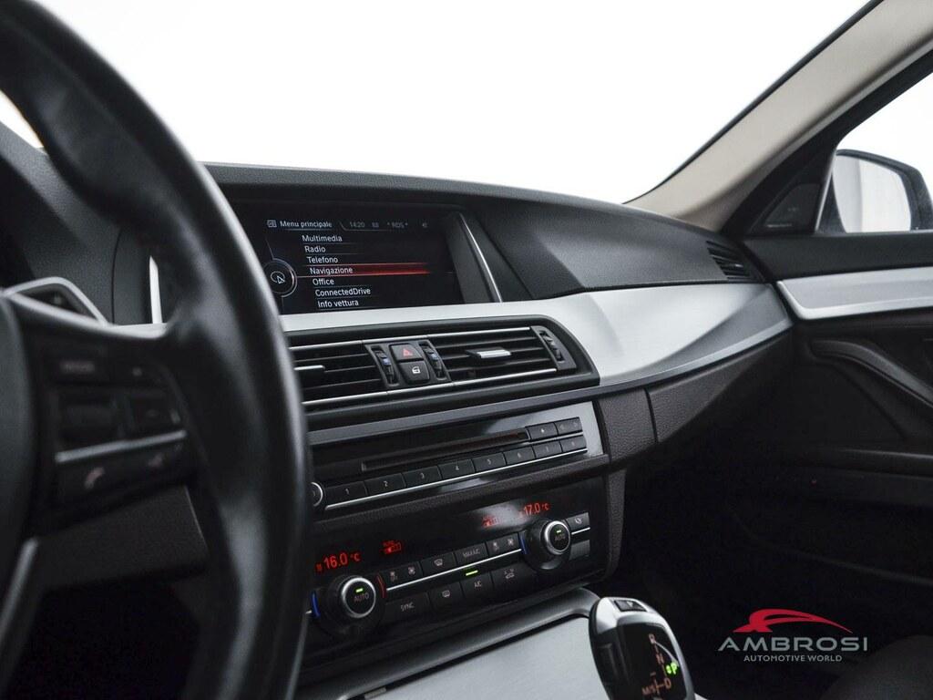 BMW Serie 5 520d Touring xdrive Luxury 190cv auto