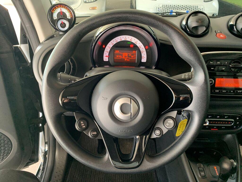Smart fortwo eq Pure 22kW