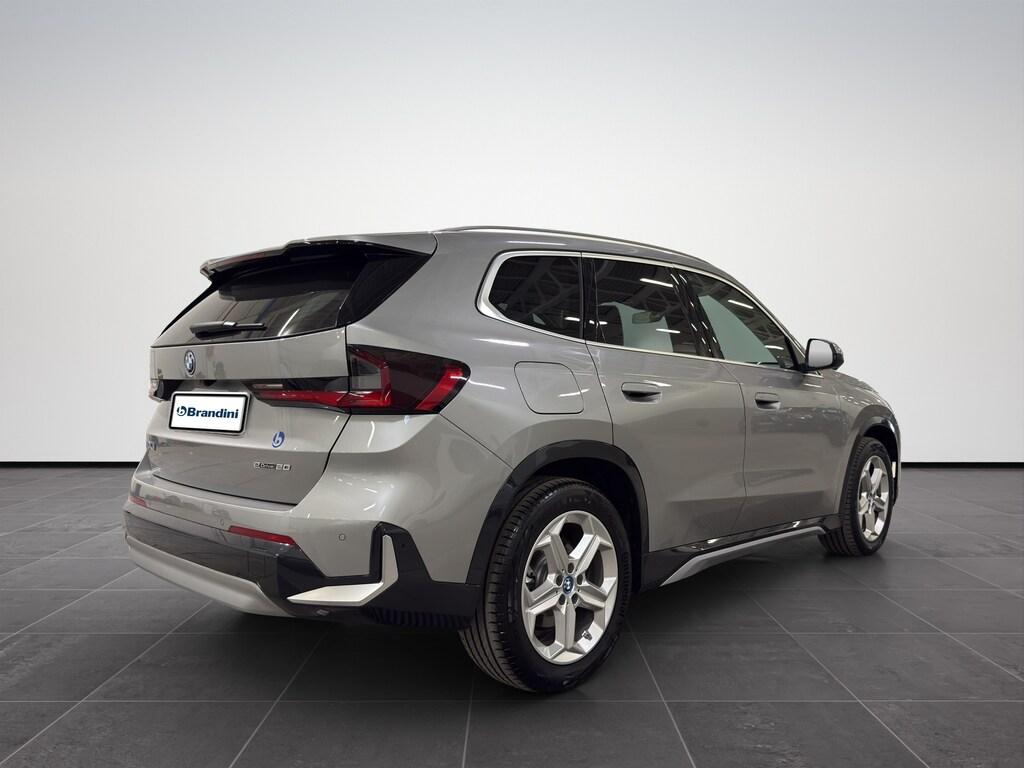 BMW iX1 edrive 20 Special Edition