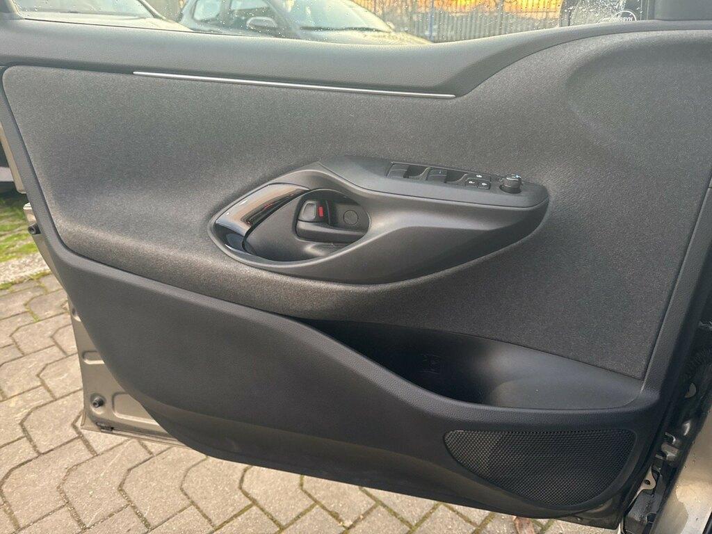 Toyota Yaris 1.5 hybrid Lounge