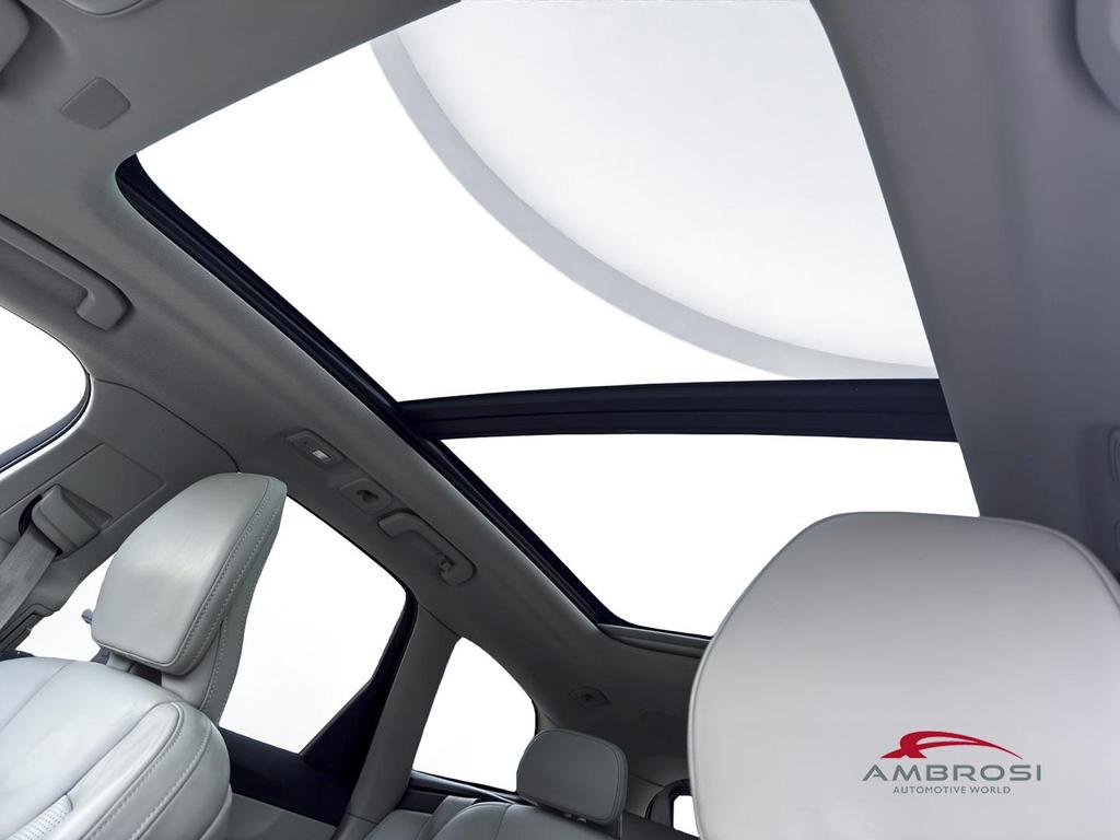 Volvo XC60 2.0 b4 Plus Dark awd auto