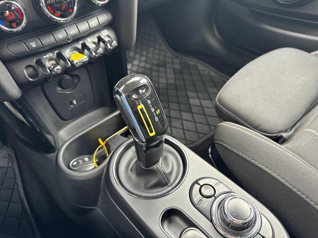 Mini Cooper SE 3p Classic auto