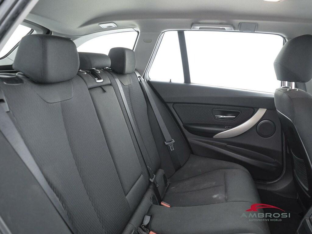 BMW Serie 3 318d Touring Business Advantage auto