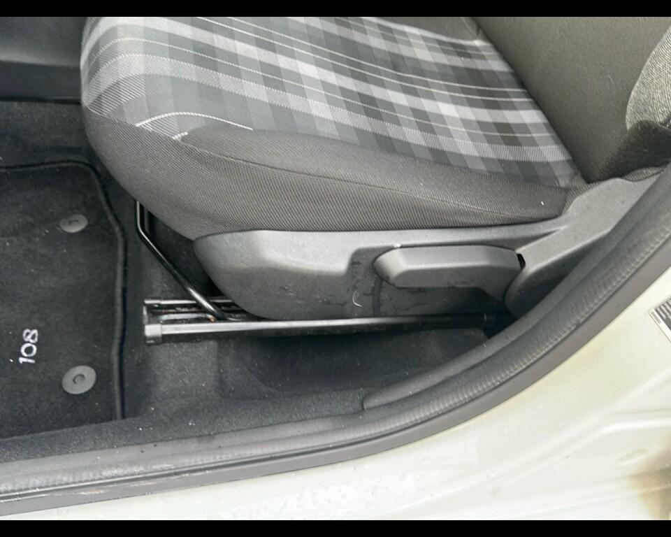 Peugeot 108 1.0 vti Allure s&s 5p neopatentati