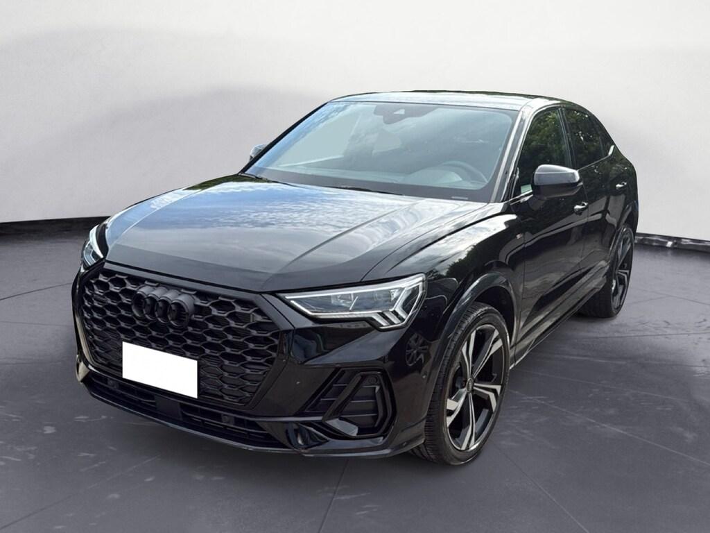 Audi Q3 Sportback 40 2.0 tdi Identity Black quattro 193cv s-tronic