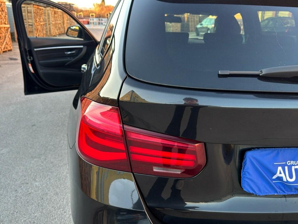 BMW Serie 3 330i Touring xdrive Msport auto