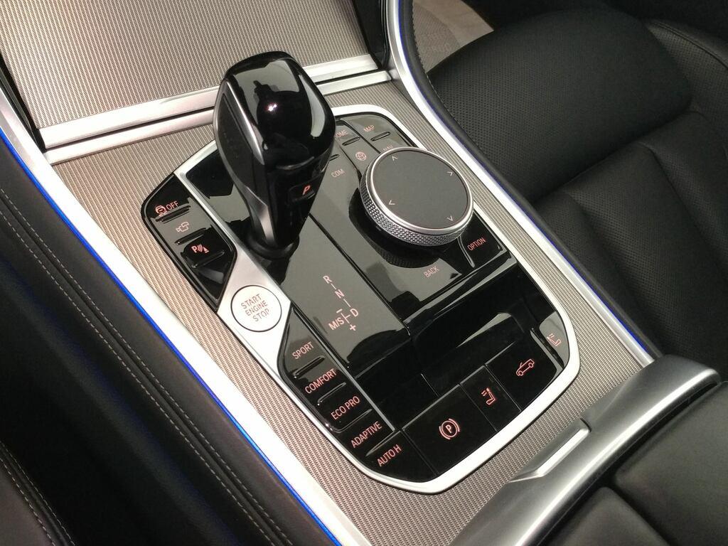 BMW Serie 8 840d Cabrio mhev 48V xdrive auto