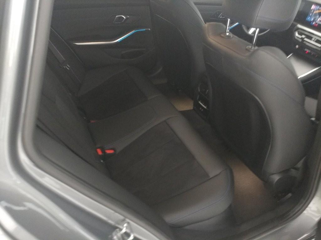 BMW Serie 3 320d Touring mhev 48V Msport xdrive auto