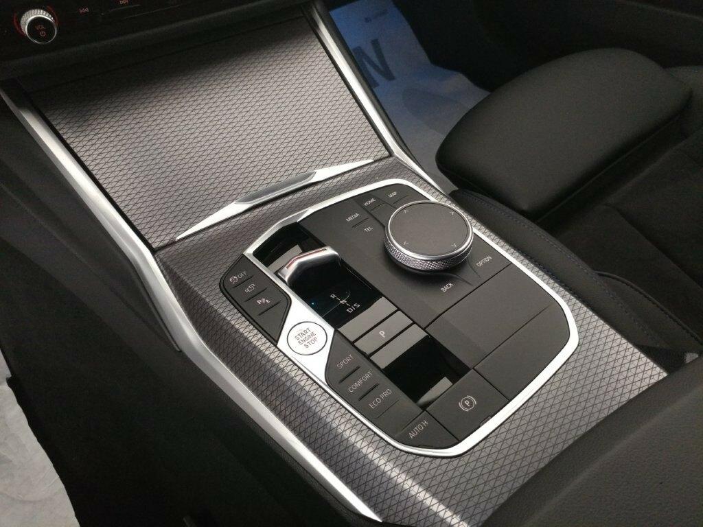 BMW Serie 3 320d Touring mhev 48V Msport xdrive auto