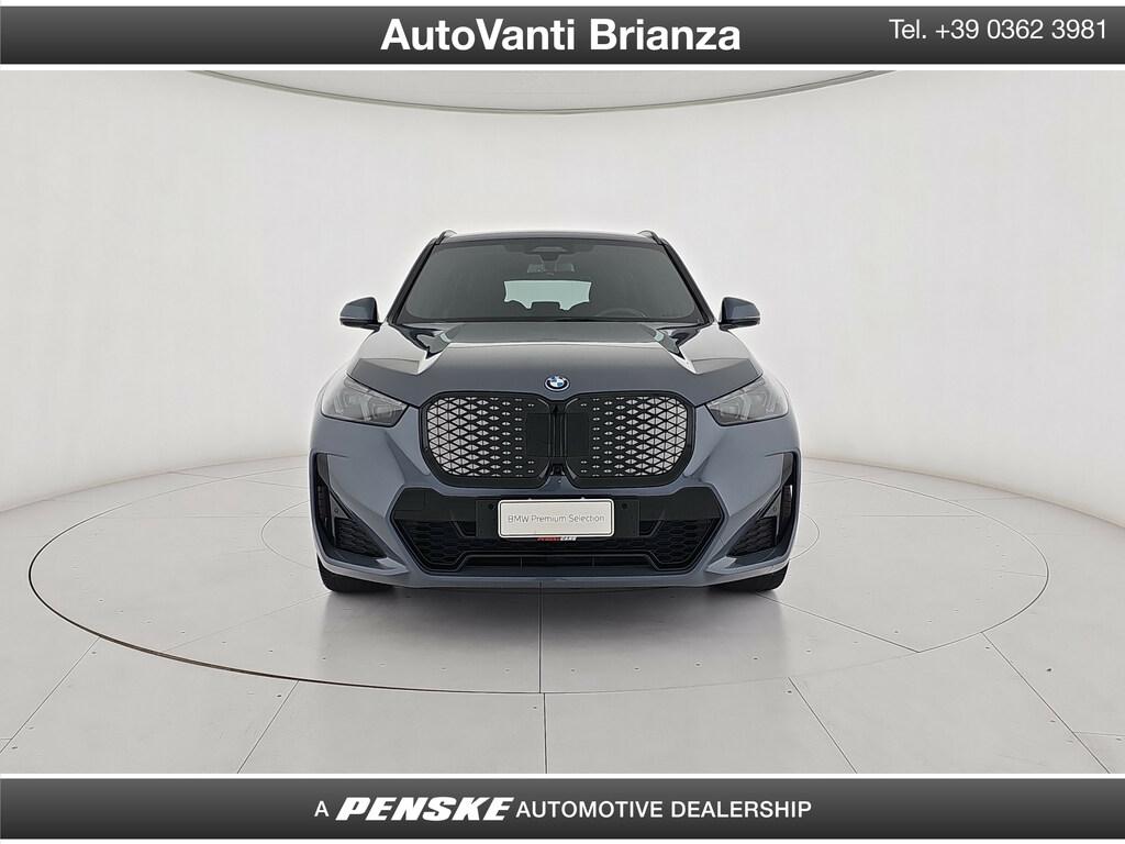 BMW iX1 edrive 20 X-Line
