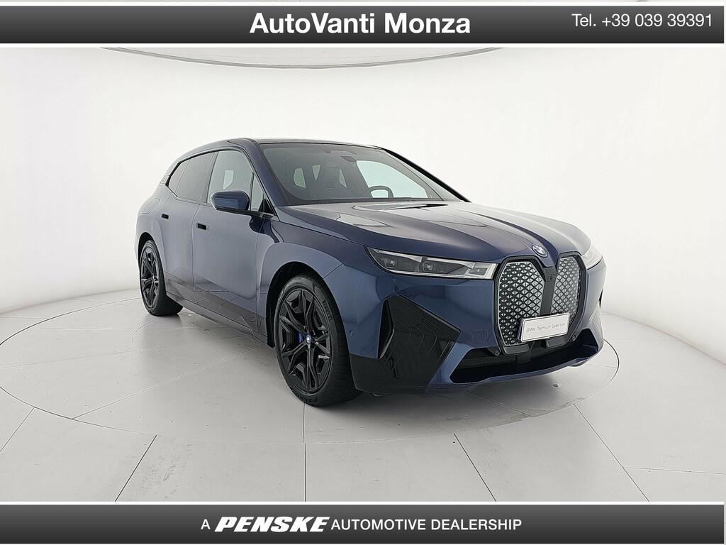 BMW iX xdrive50 pacchetto sportivo