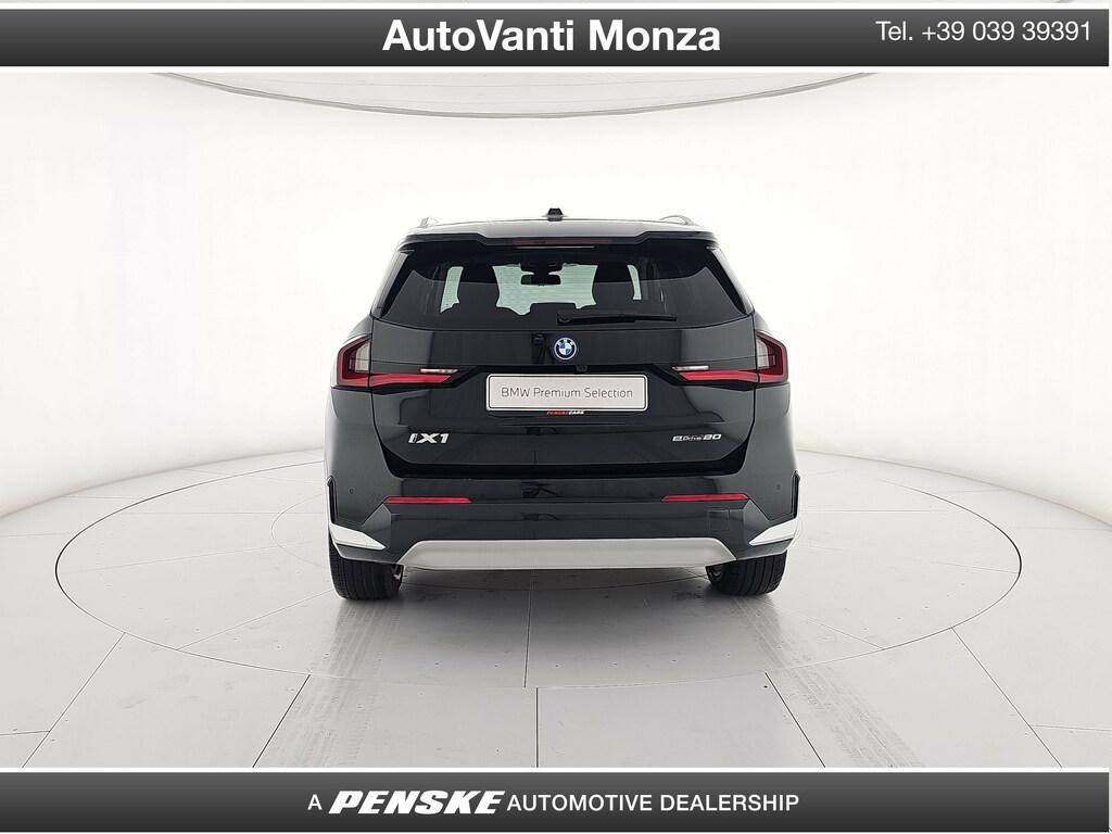 BMW iX1 edrive 20 X-Line