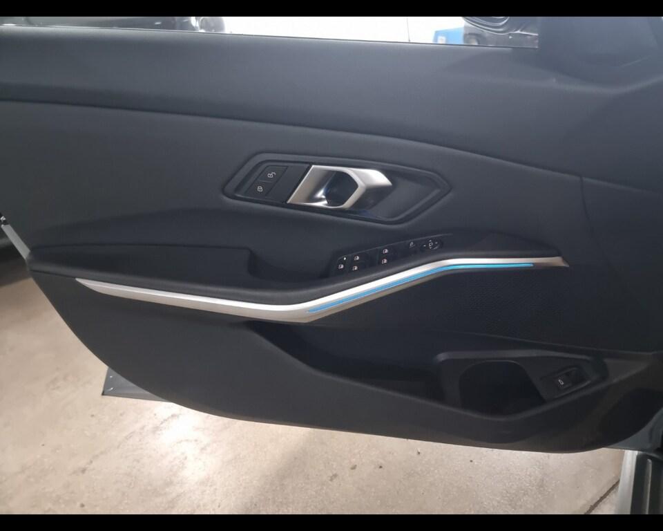 BMW Serie 3 320d Touring mhev 48V Msport auto