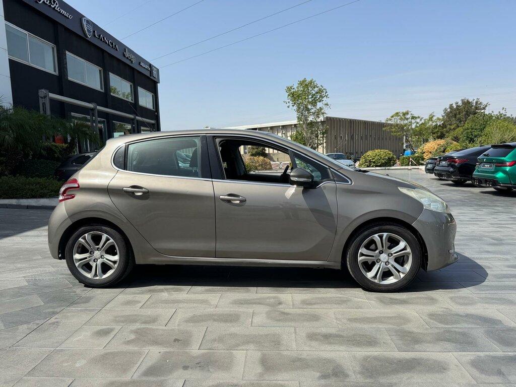 Peugeot 208 1.2 vti 12v Allure 5p