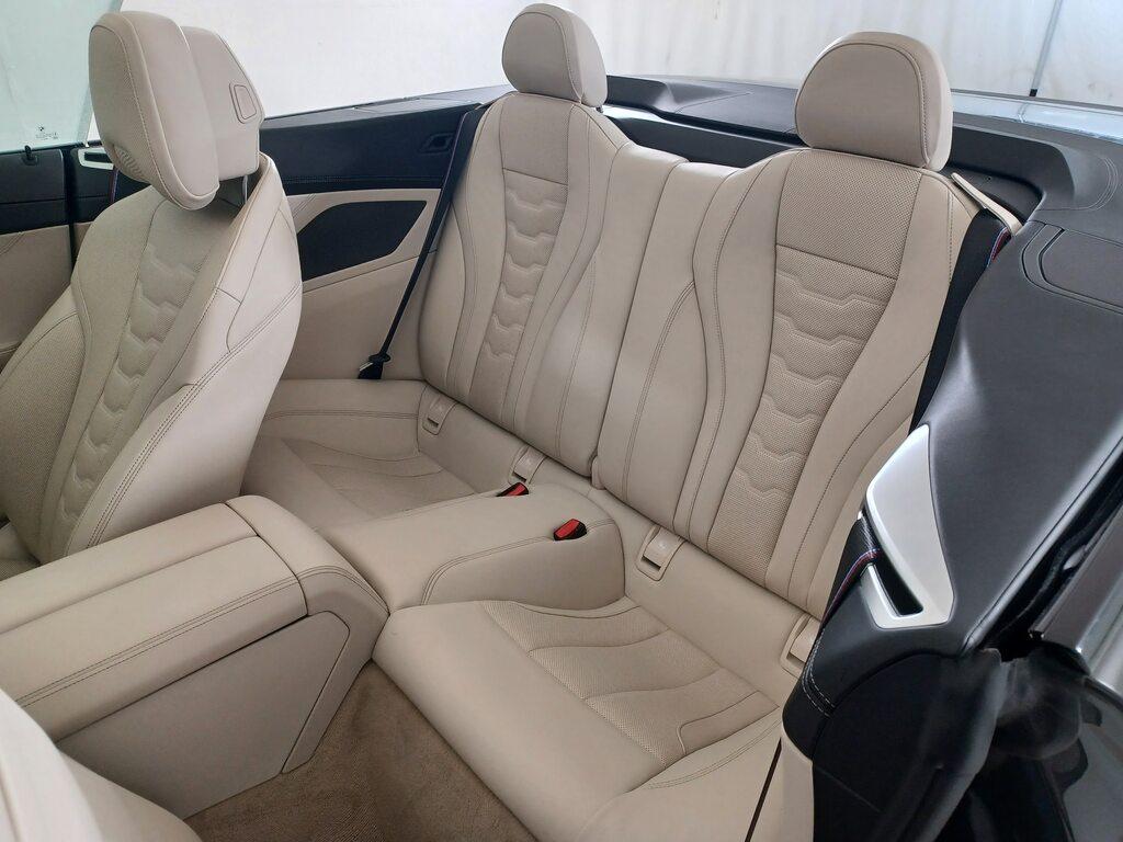 BMW Serie 8 840d Cabrio mhev 48V xdrive Individual Composition Msport auto